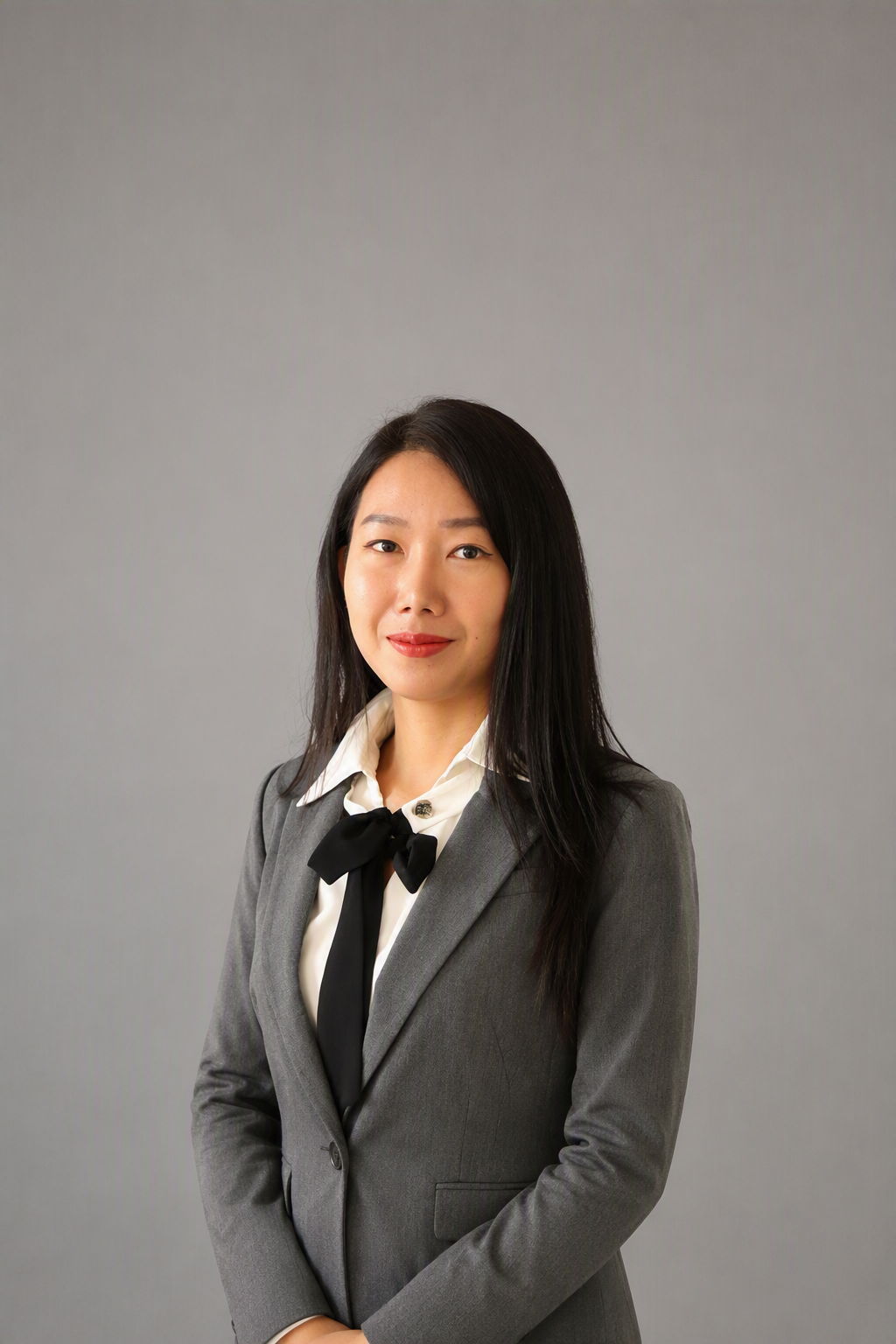 Ms. Linda Oum